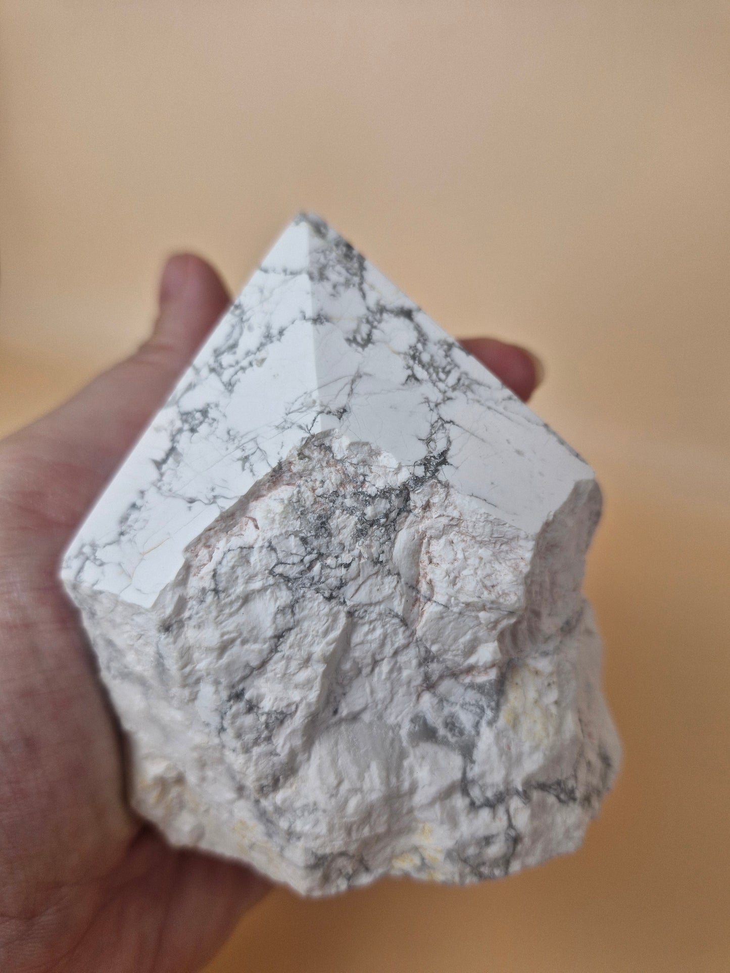 Howlite TTP