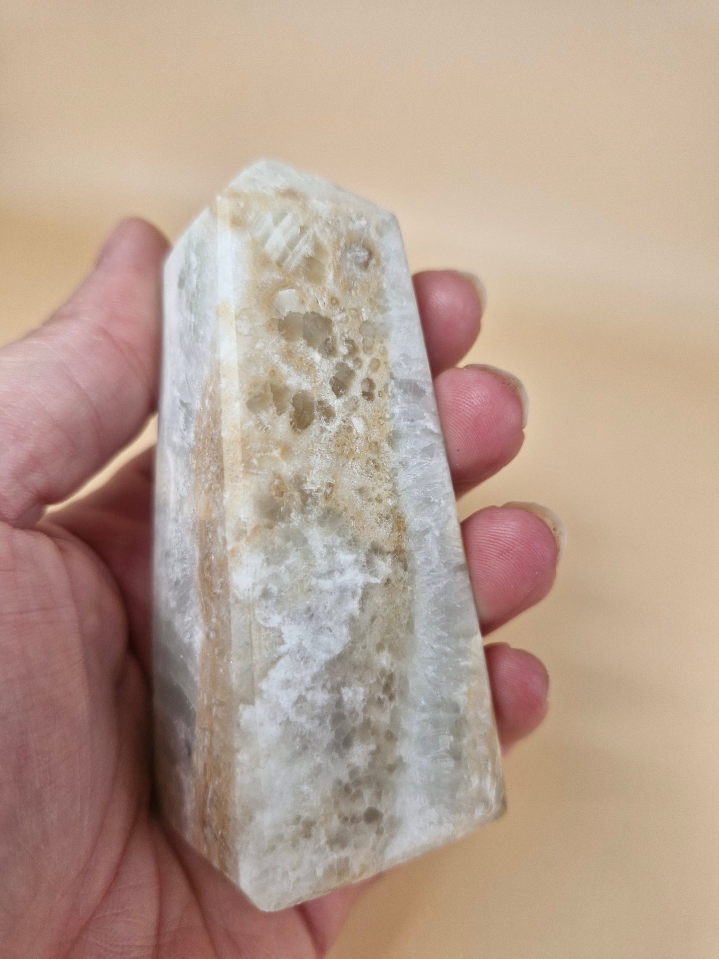 Caribbean Calcite Tower (code MB)