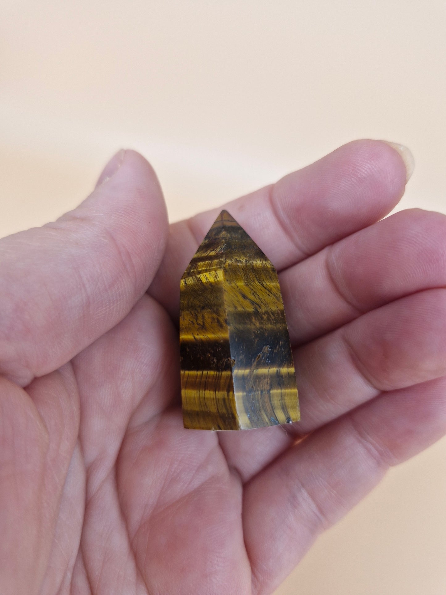 Mini Tiger’s Eye Point (intuitively chosen)