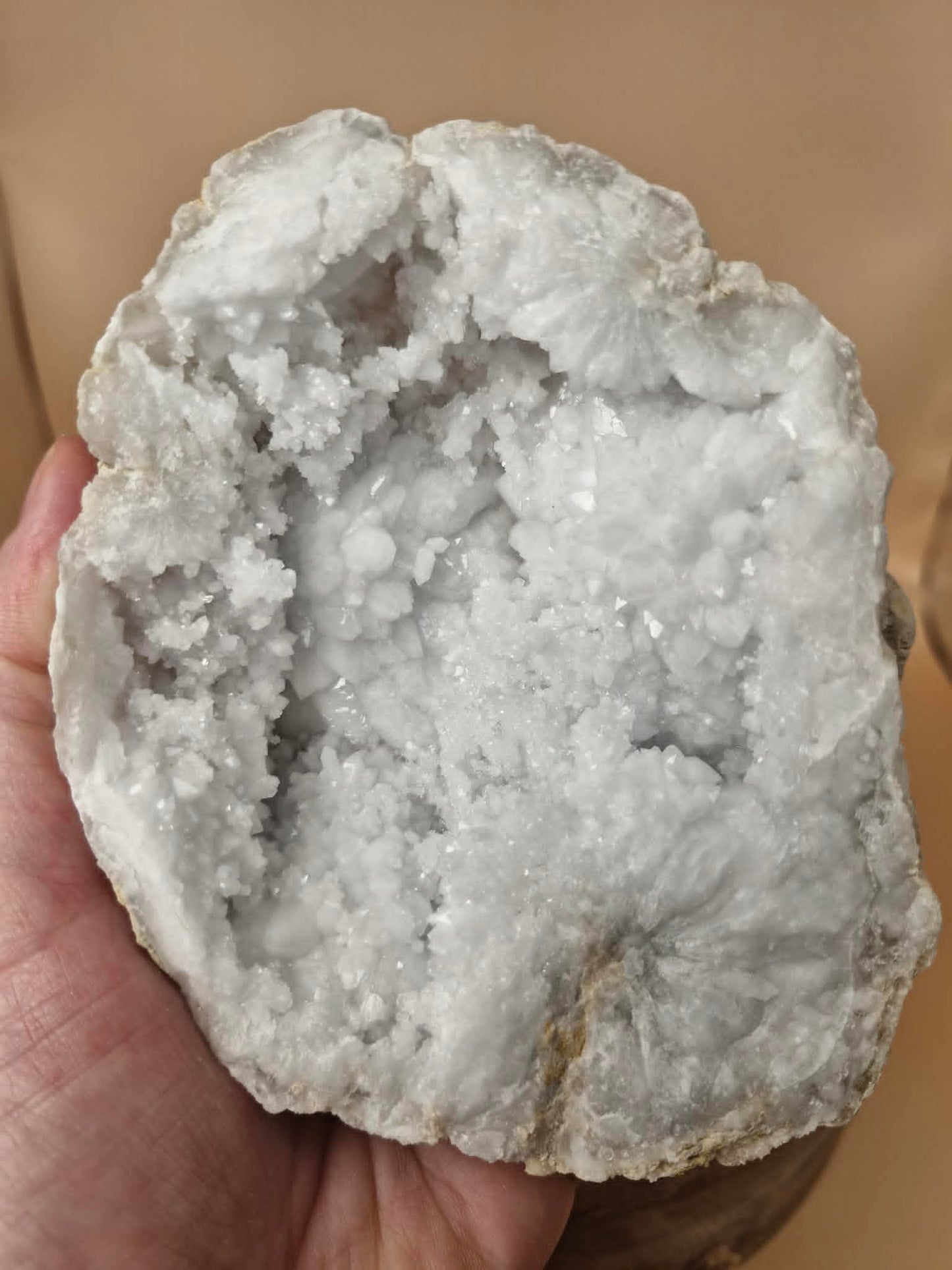 Sugar Quartz Geode (code G3)