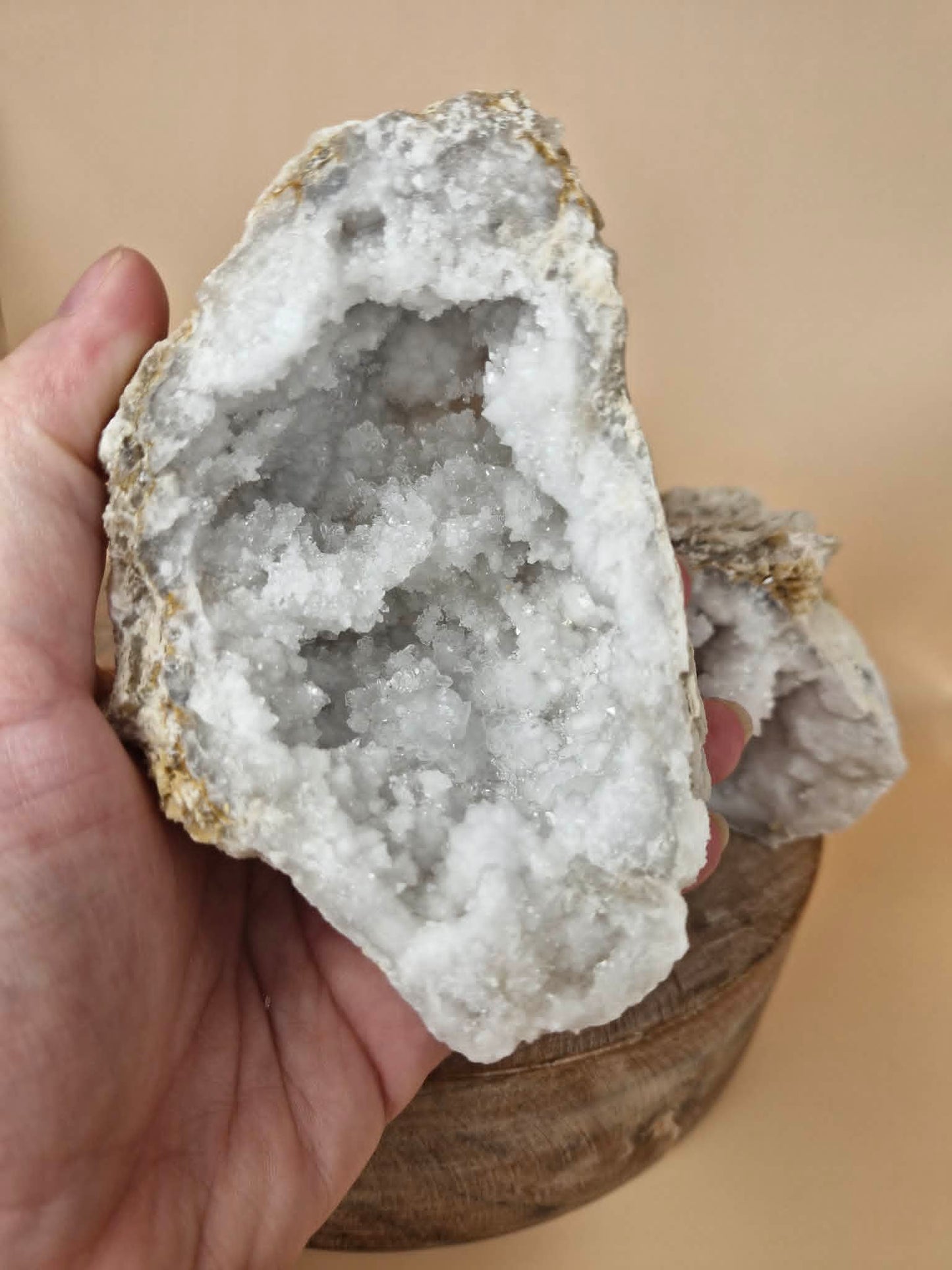 Sugar Quartz Geode (code G2)