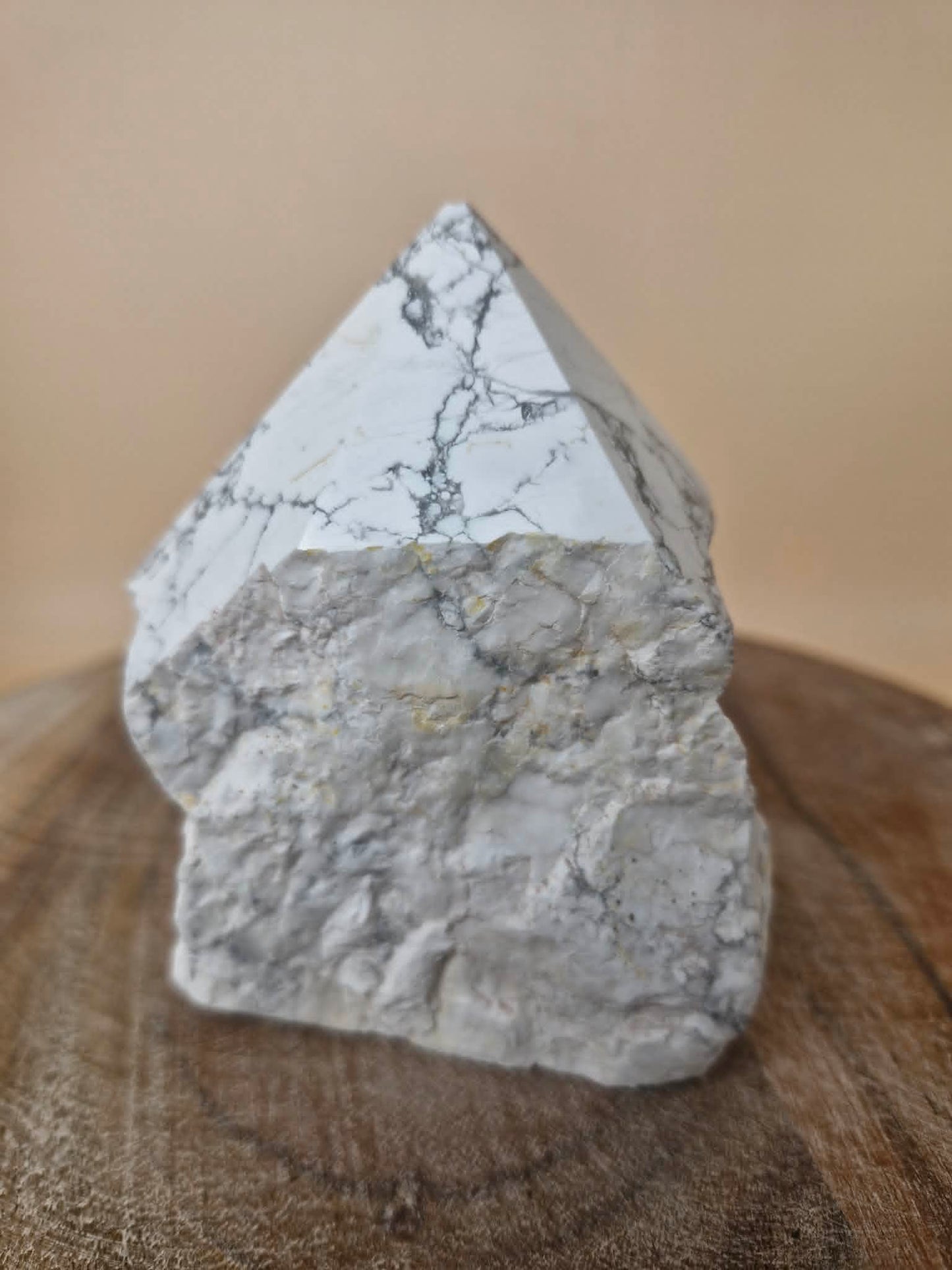 Howlite TTP