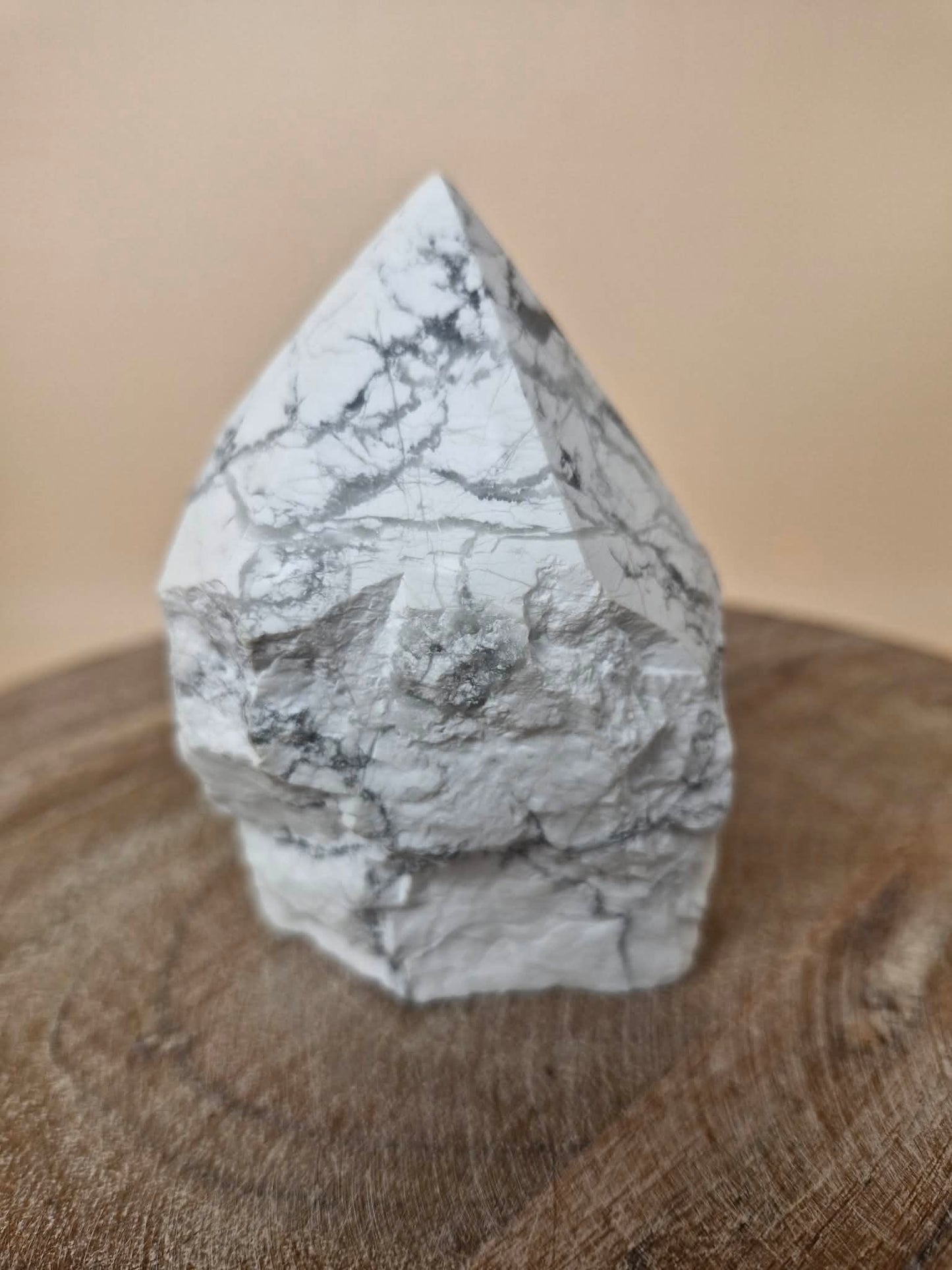 Howlite TTP