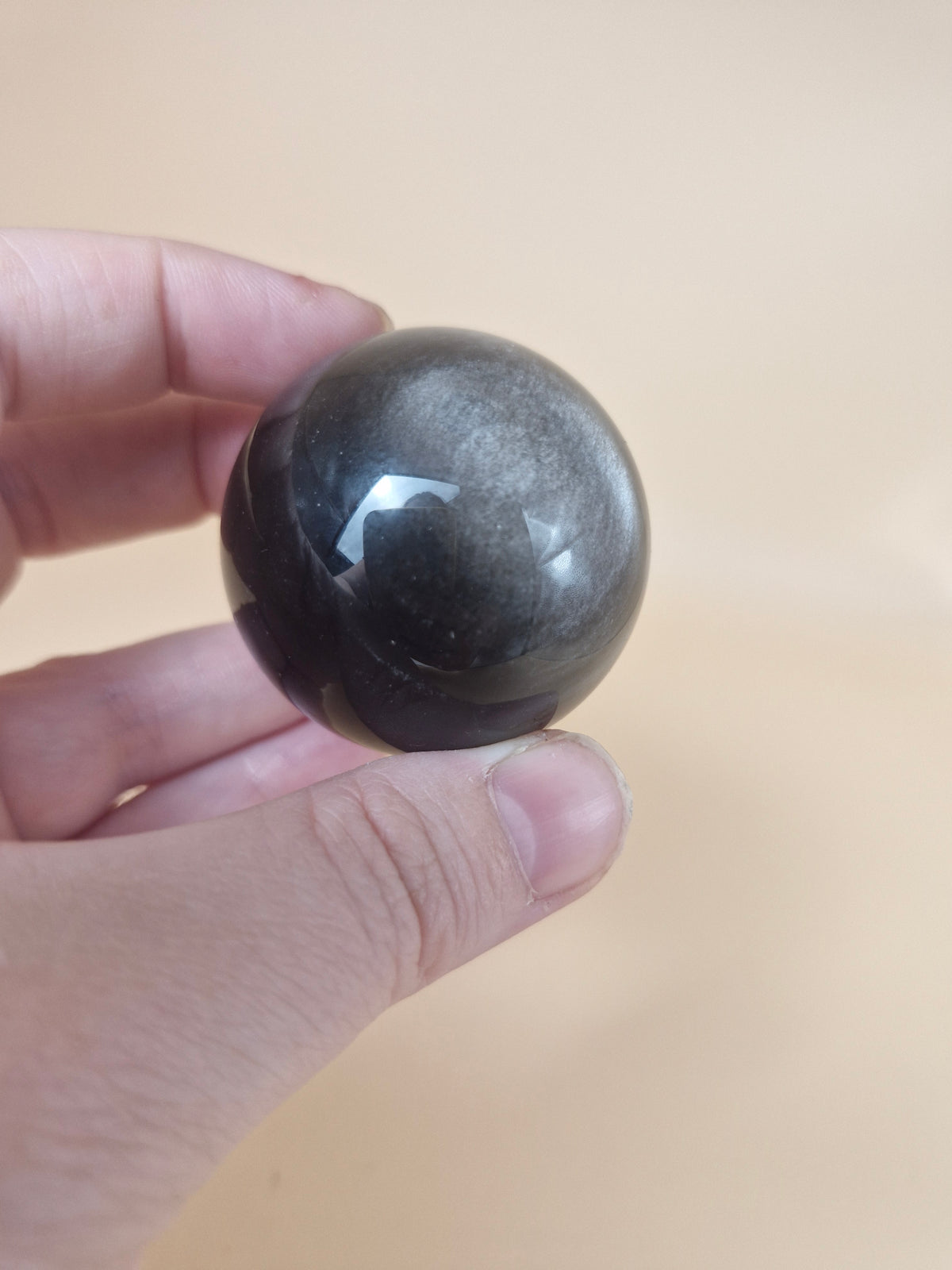 Silversheen Obsidian Sphere (code GS5)