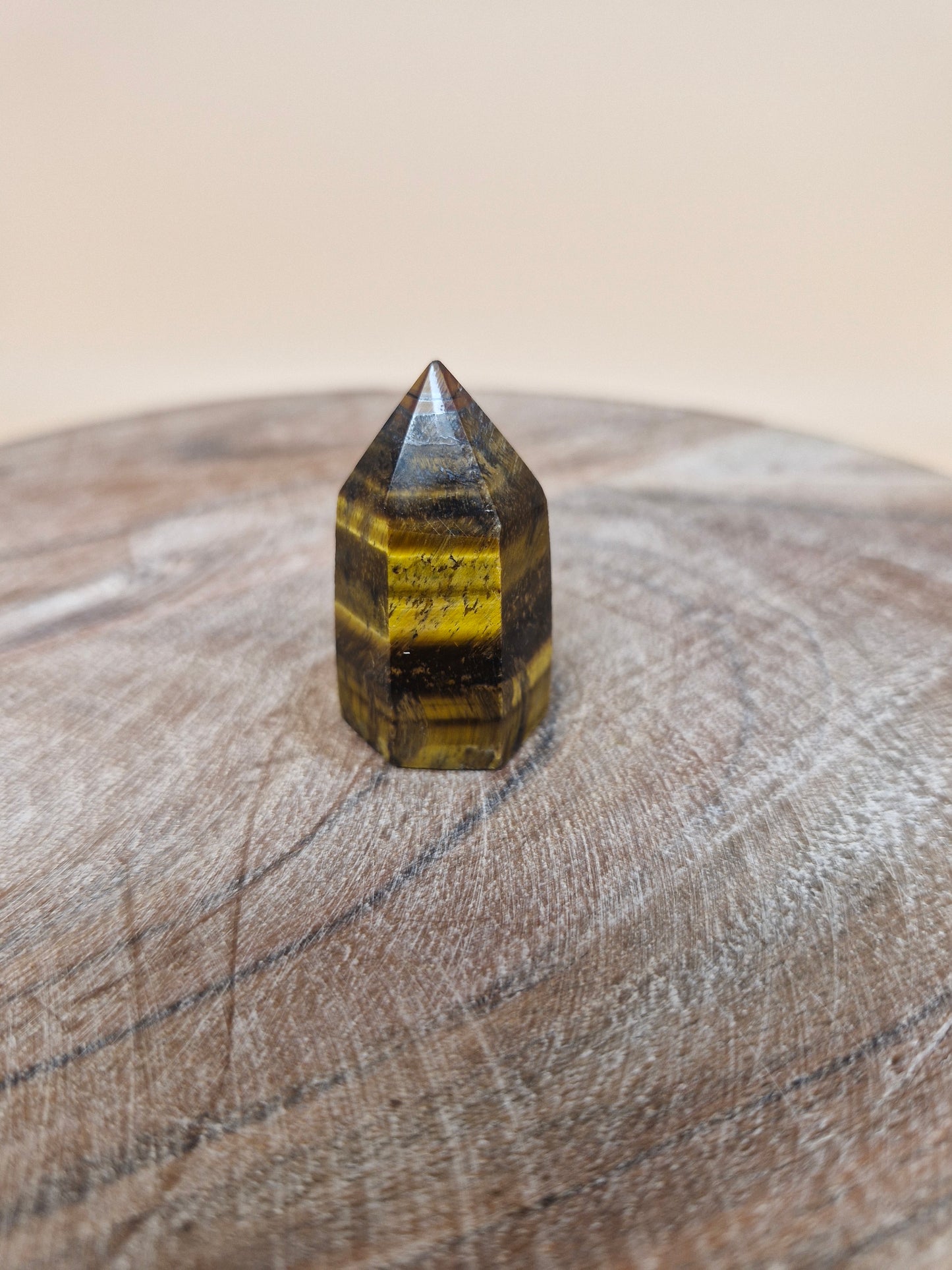 Mini Tiger’s Eye Point (intuitively chosen)