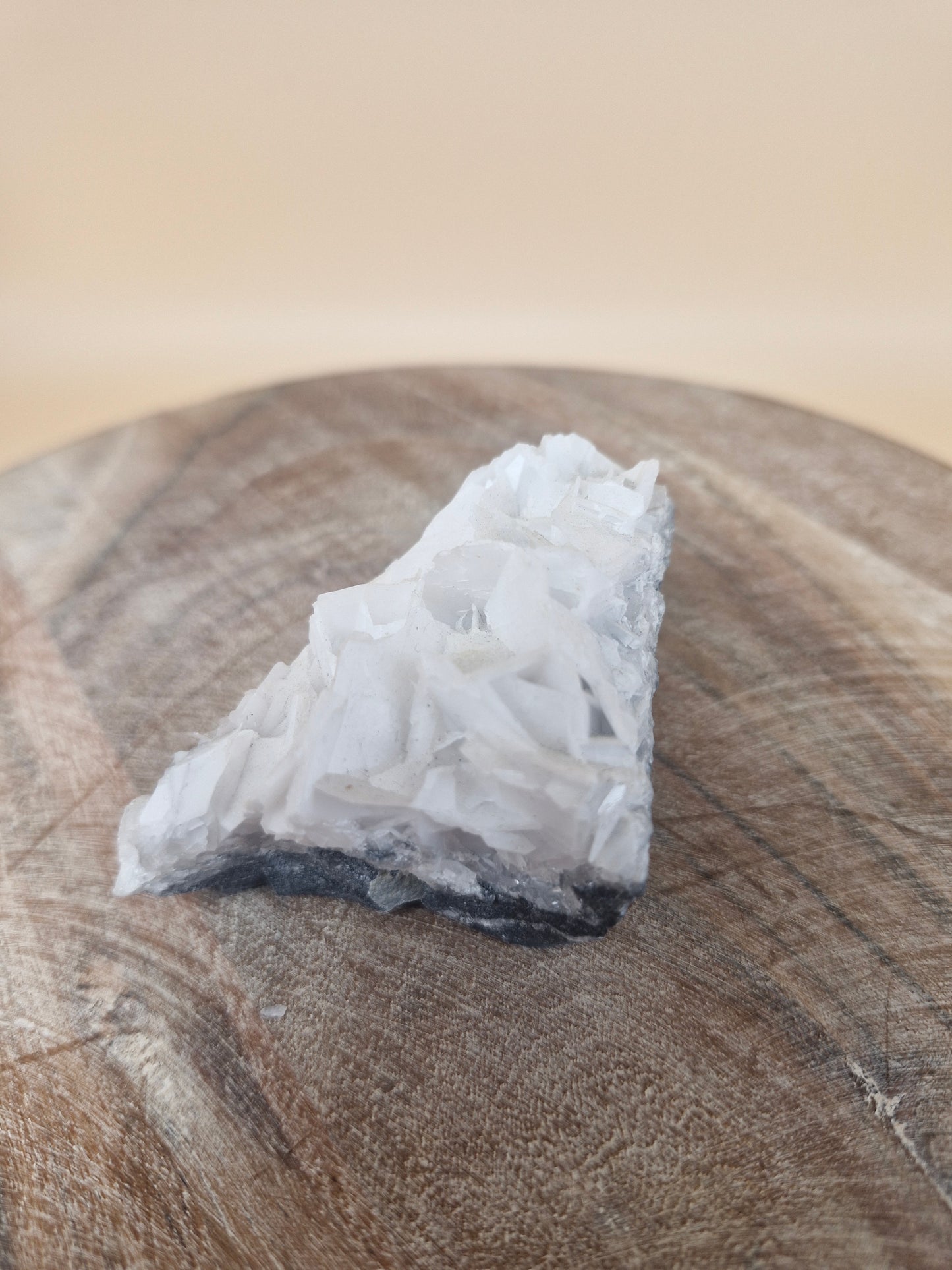UV Reactive Calcite Piece