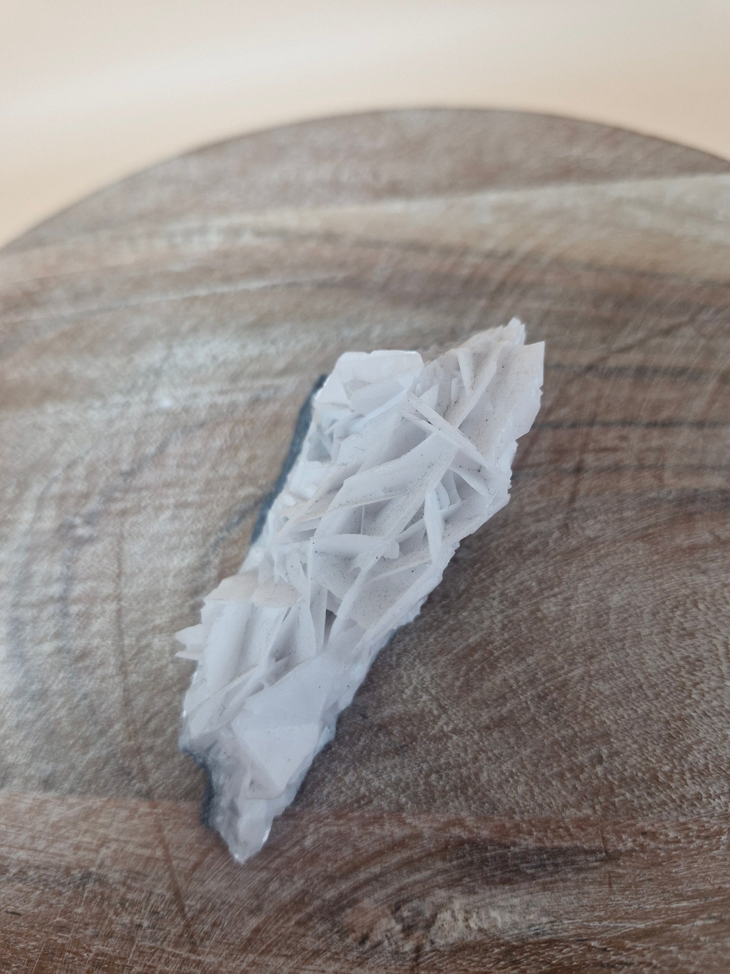 UV Reactive Calcite Piece