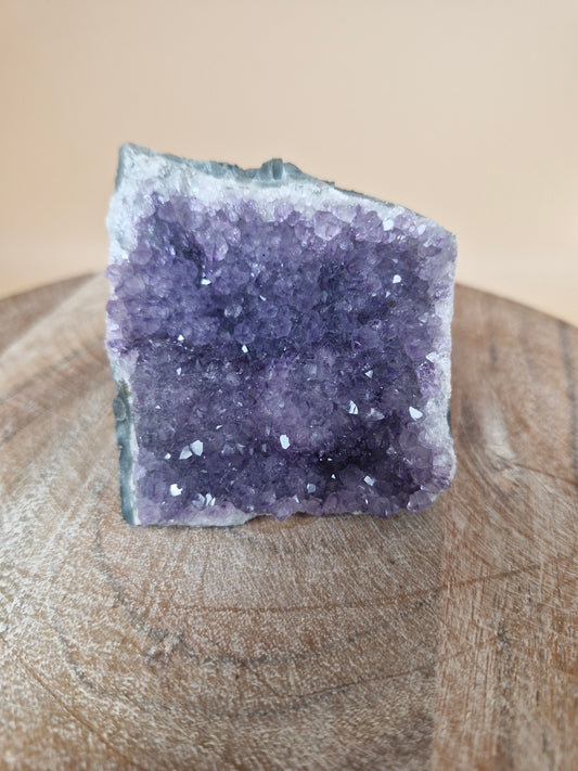 Amethyst Mini Cut Base (code AD)