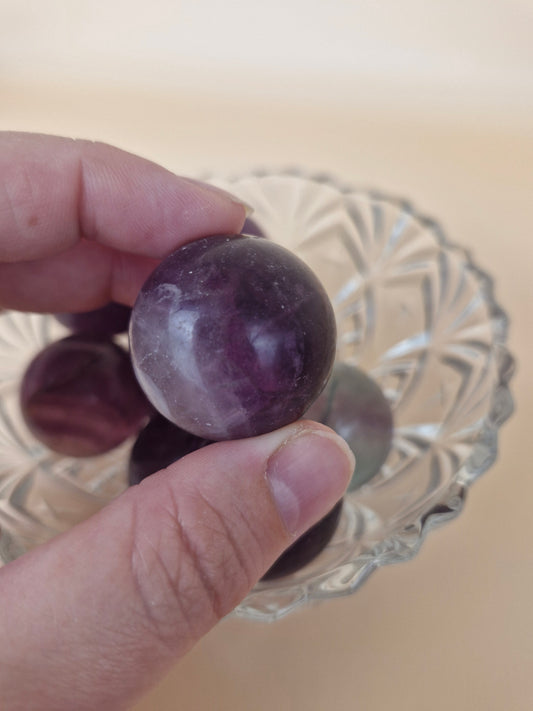 Fluorite Sphere - small (Intuitively chosen)