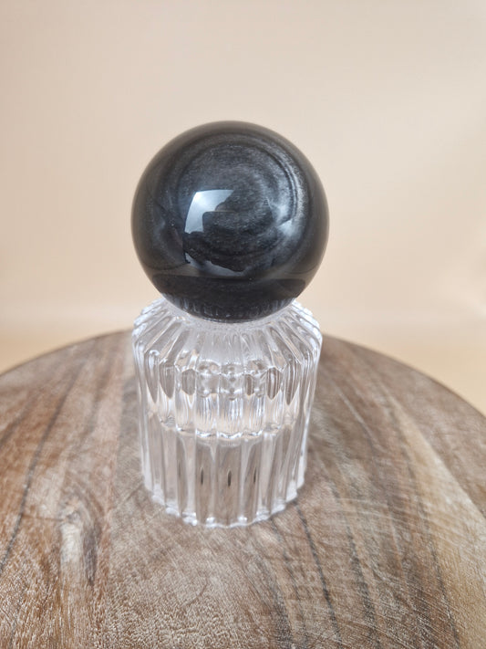 Silversheen Obsidian Sphere (code GS6)