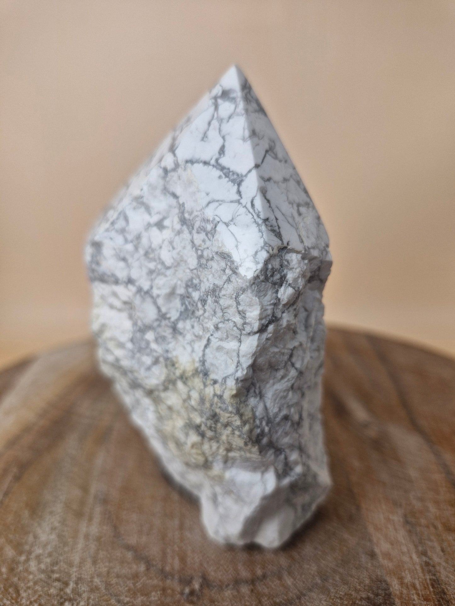 Howlite TTP