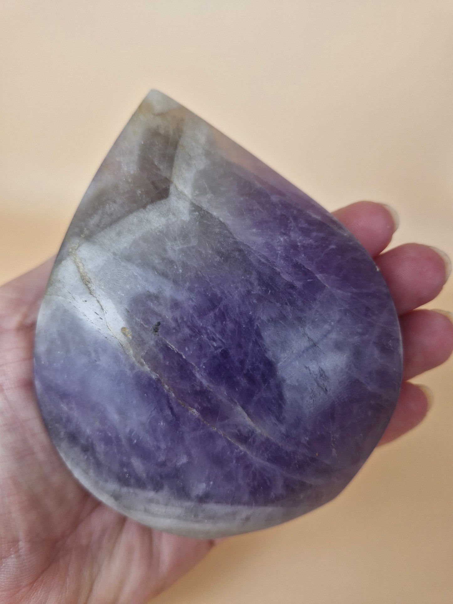 Chevron Amethyst Flame (code TA2)