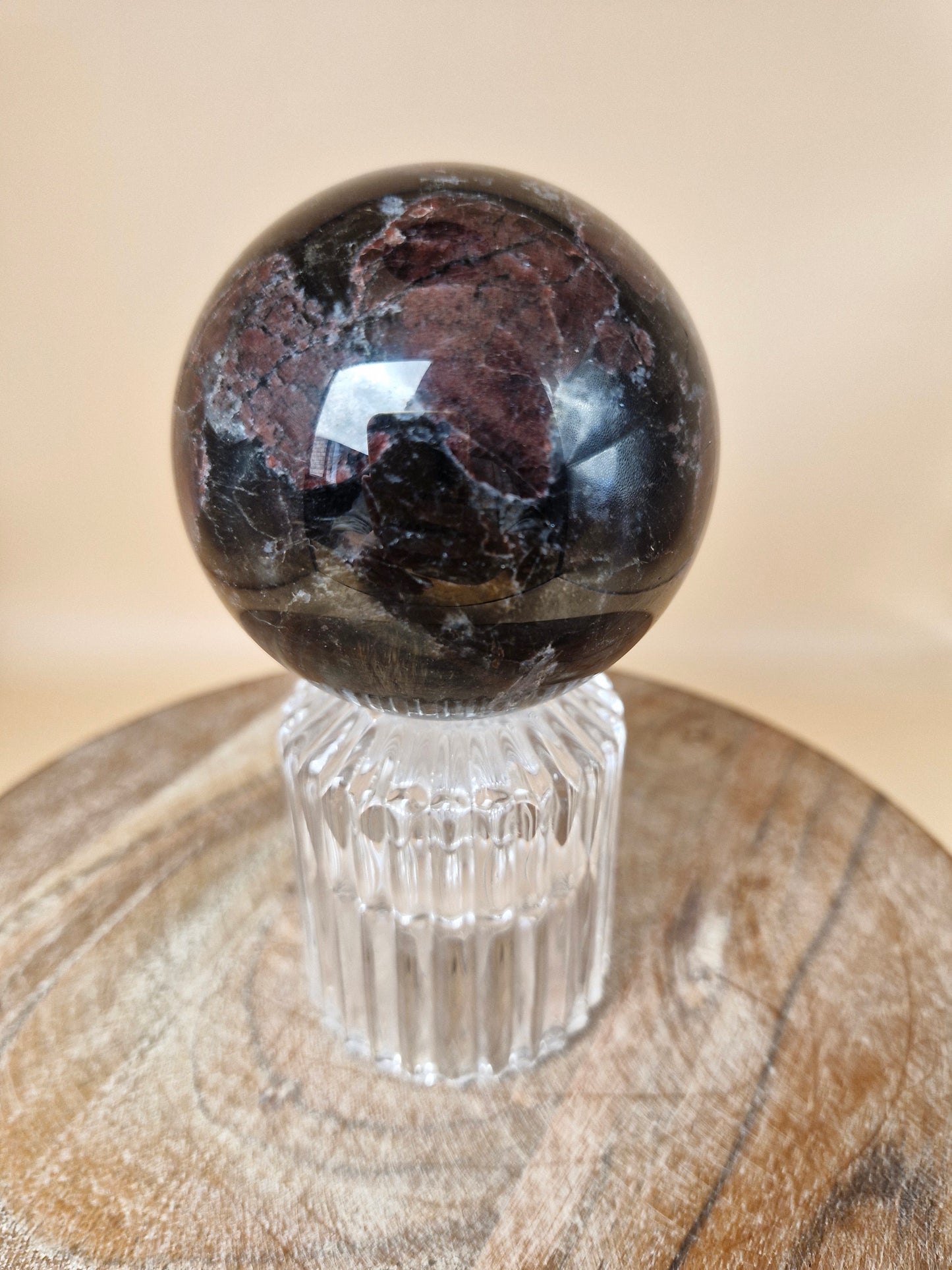 Garnet with Anthophyllite Sphere (code G3)