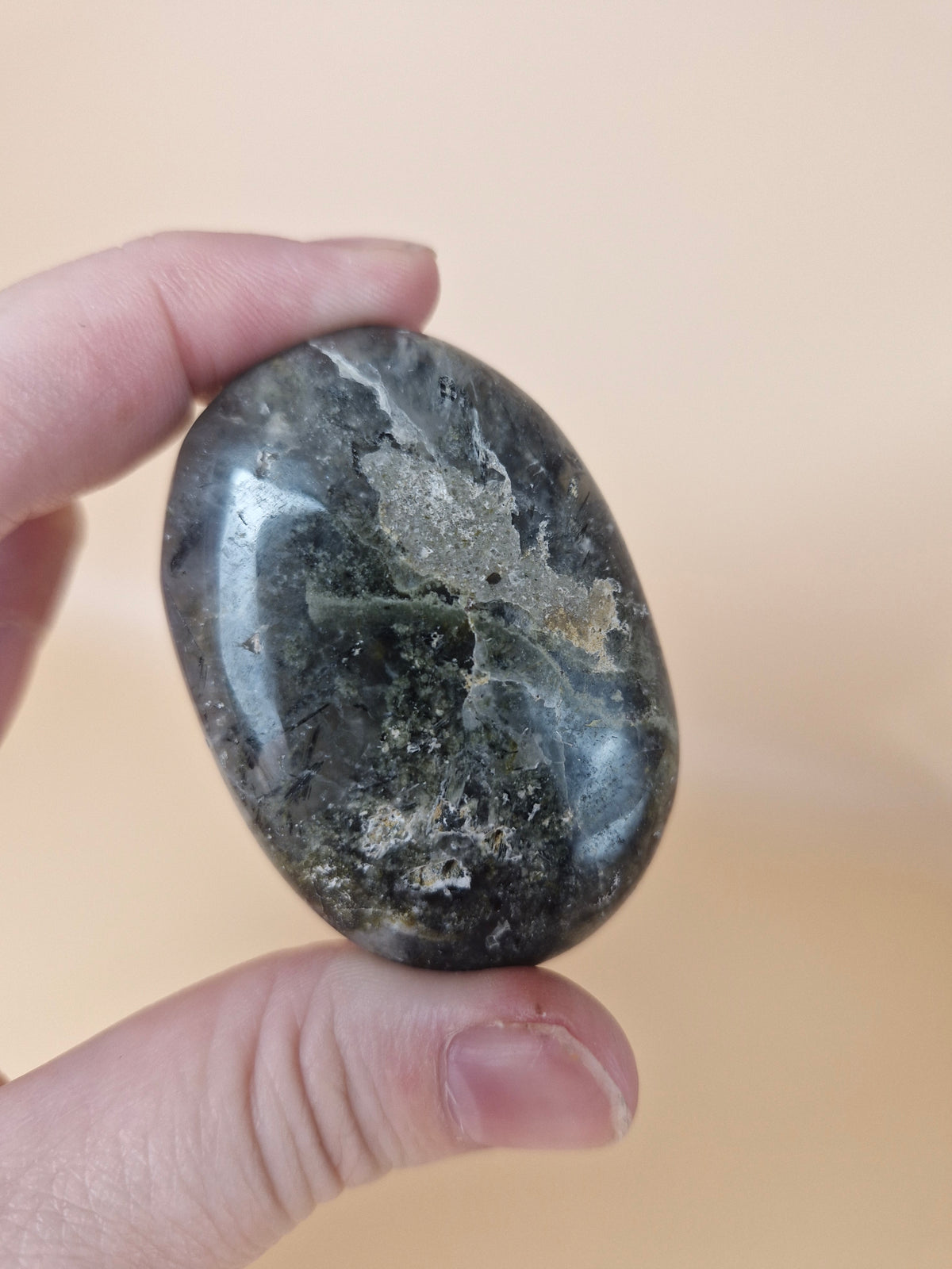 Epidote in Prehnite Palm Stone (code AA)