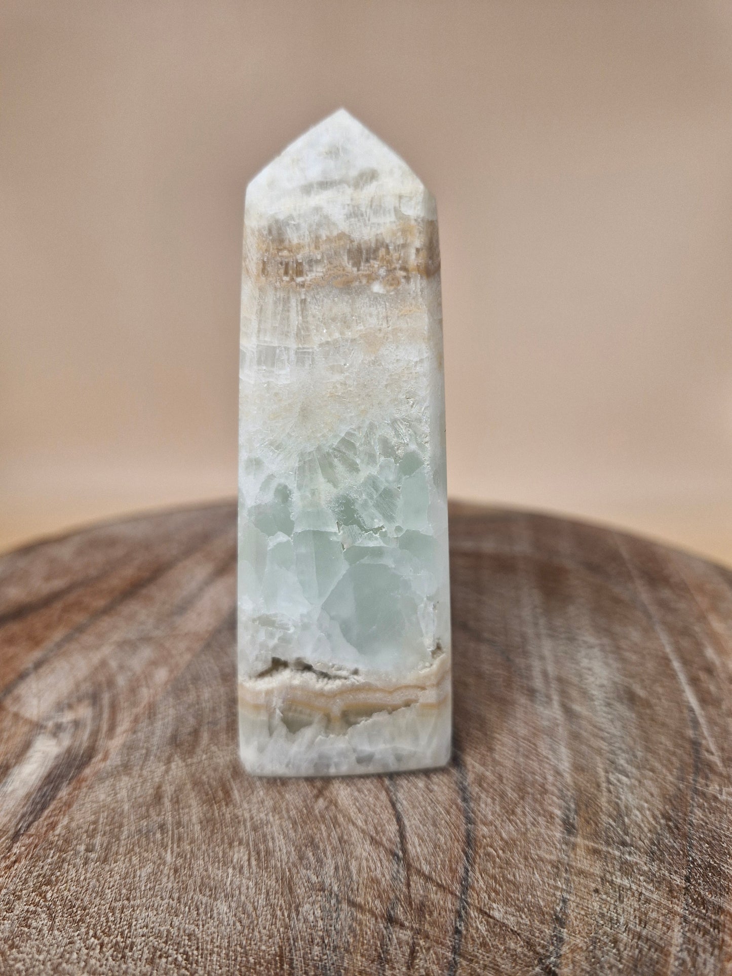 Caribbean Calcite Tower (code MY)