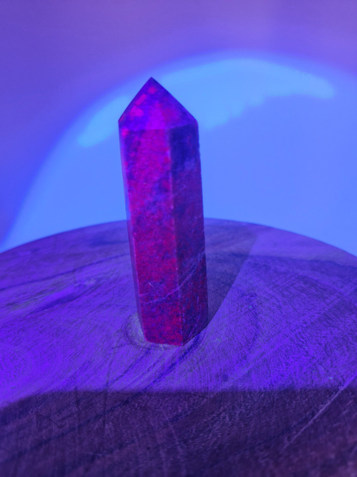 Ruby Kyanite Point (code B)