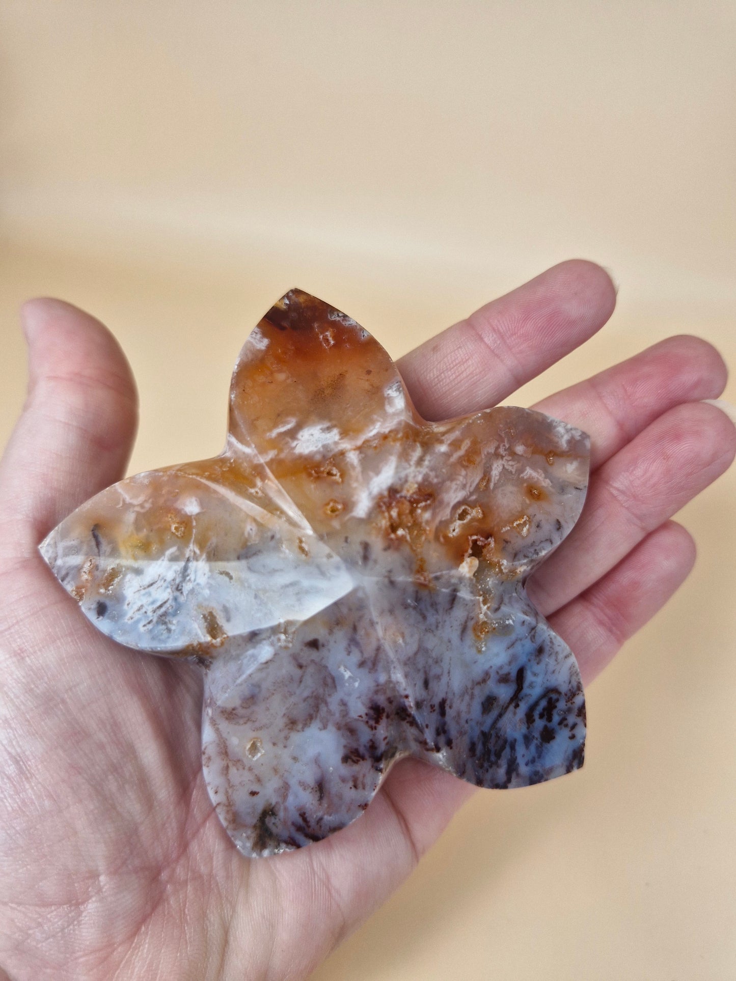 Carnelian Agate Flower Carving (code FD)