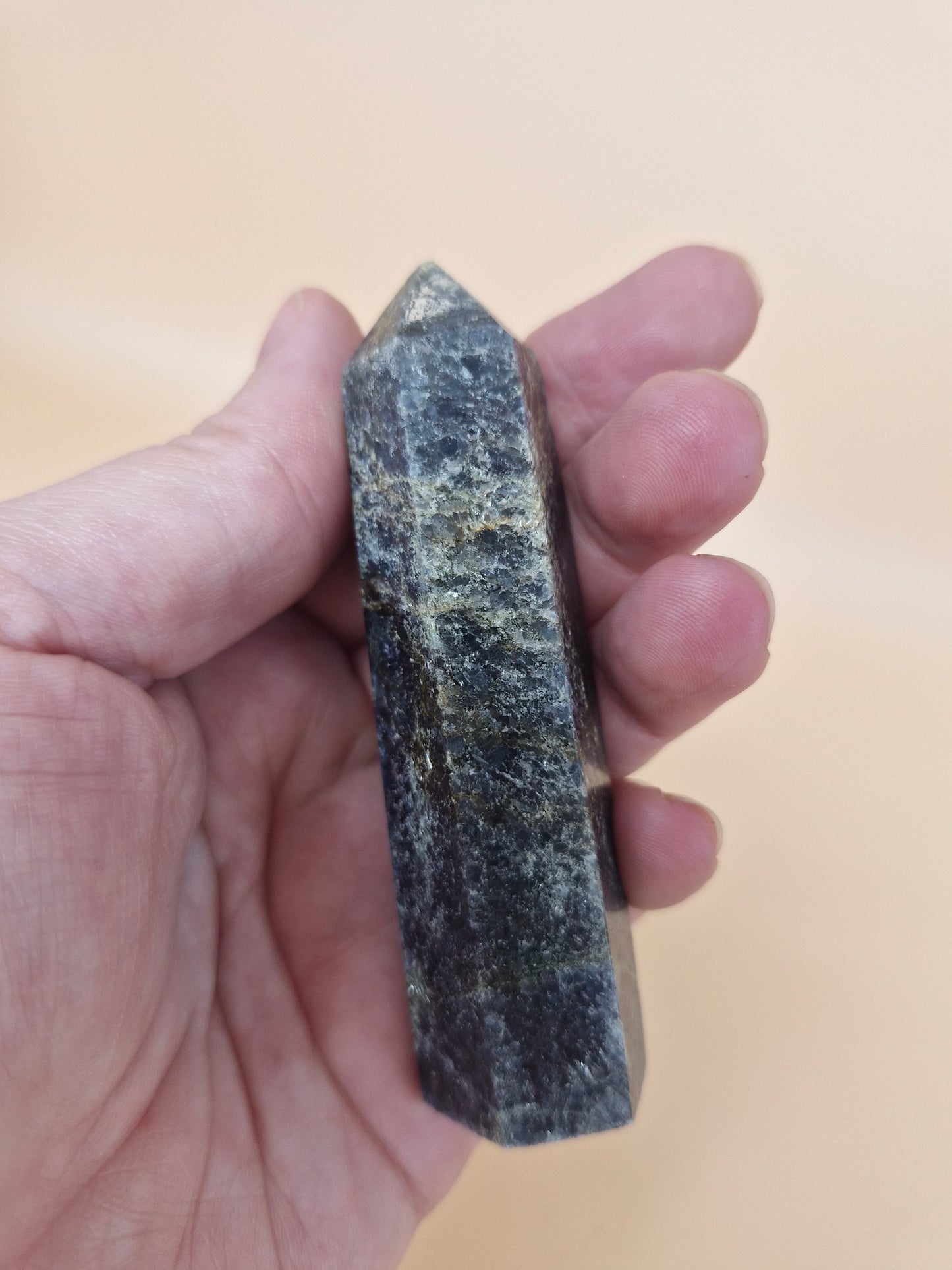 Ruby Kyanite Point (code C)