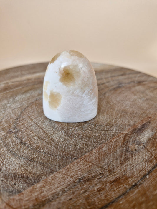 Scolecite with Stilbite Freeform (code SH)