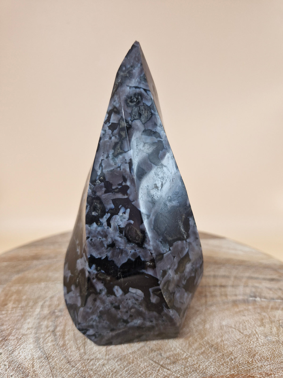 Indigo Gabbro Flame