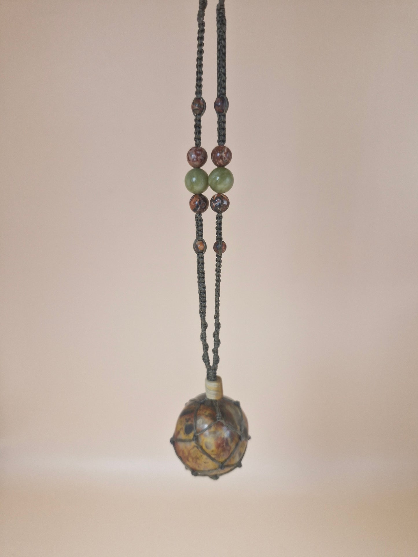 Macramé Crazy Lace Agate Necklace