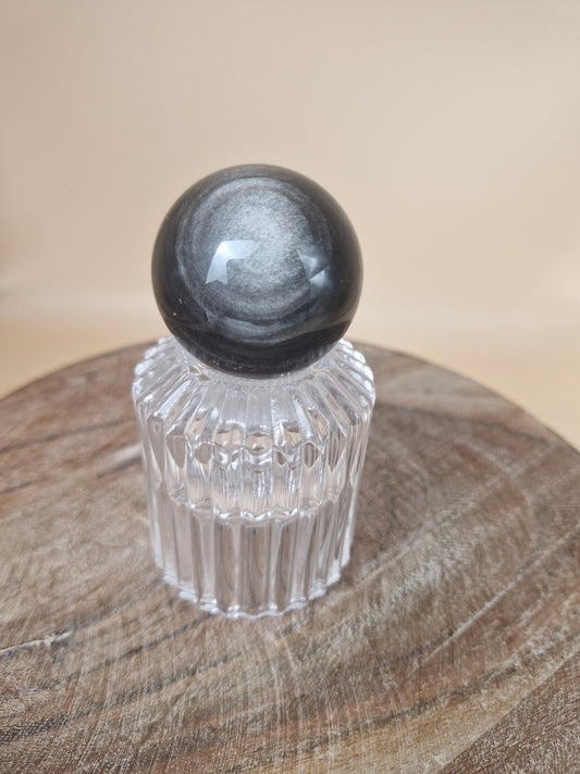 Silversheen Obsidian Sphere (code GS4)