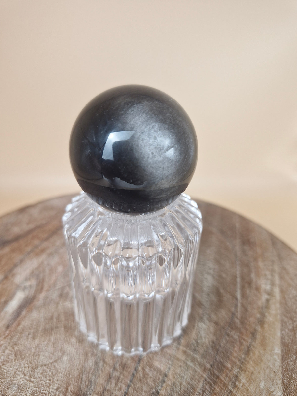 Silversheen Obsidian Sphere (code GS5)
