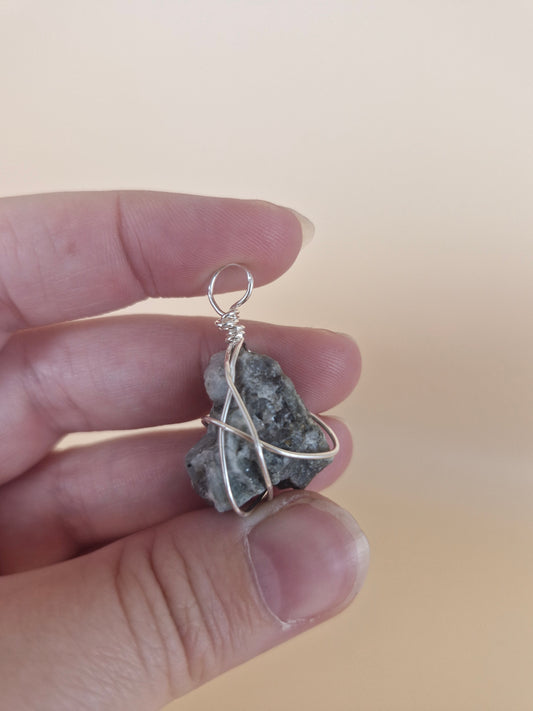 Emerald Wired Pendant